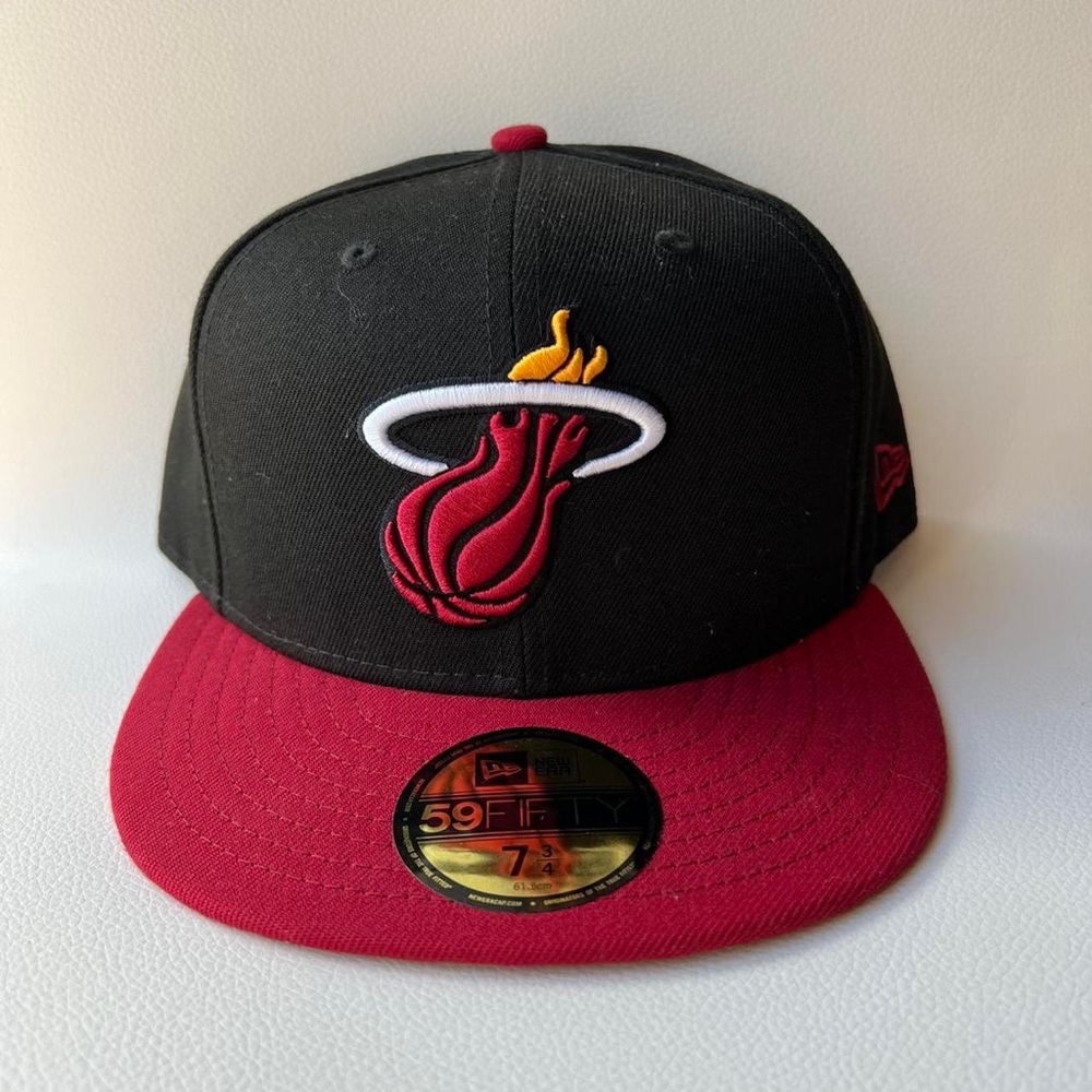 Miami Heat New Era Fitted Hat Size 7 3/4